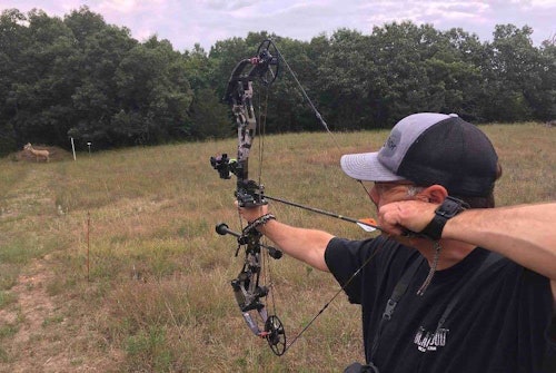 When it comes to whitetail bowhunters, the vast majority prefer to practice and hunt with the quiver removed from the bow.  